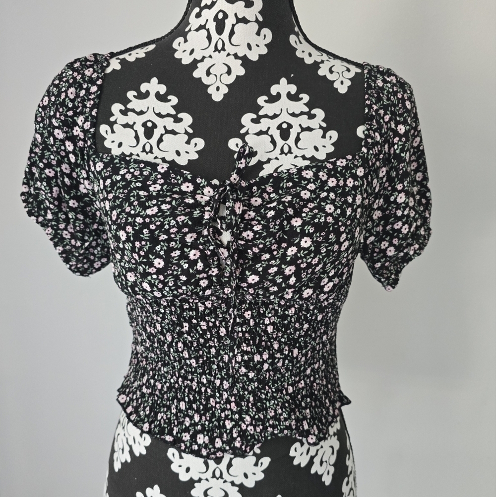 Love Tree Floral Black Smocked Women's Top Size M